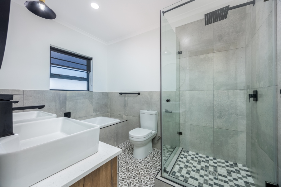 4 Bedroom Property for Sale in Haasendal Western Cape